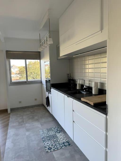 Appartement Neuf Avec Balcon Et Parking Prive Кан Экстерьер фото